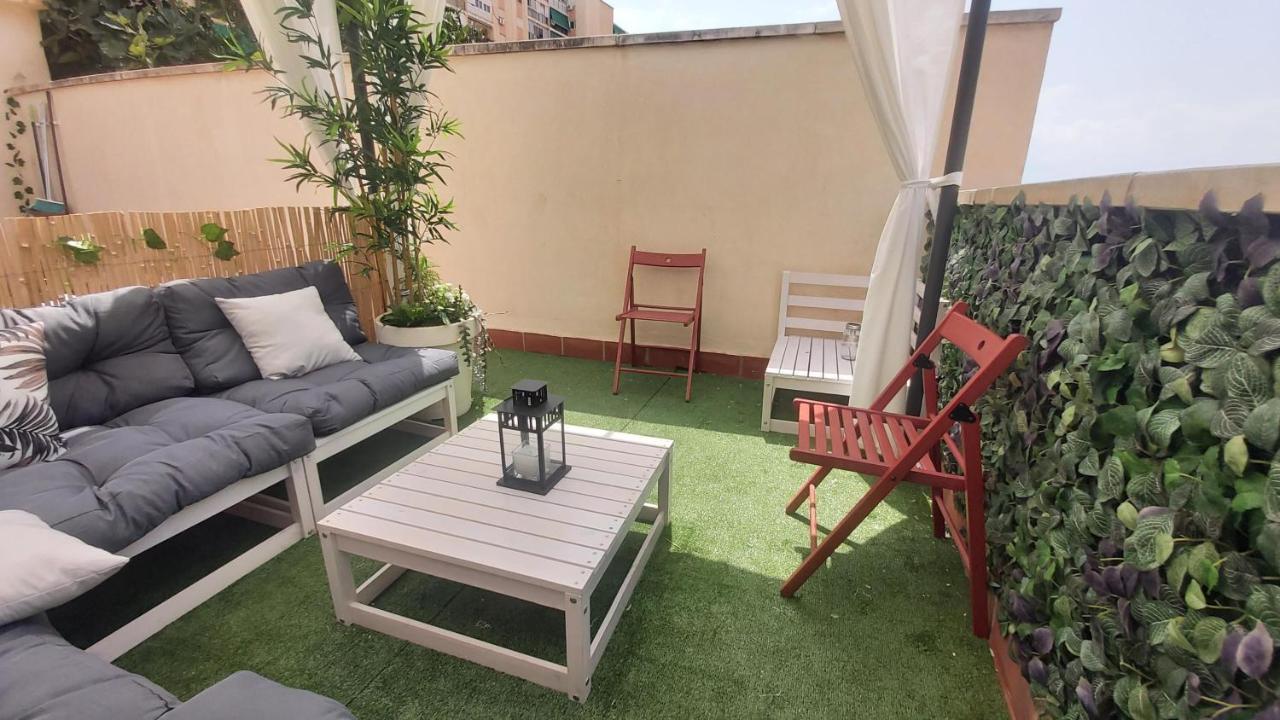 Del Parque Flats Atico Capuchinos Apartman Málaga Kültér fotó