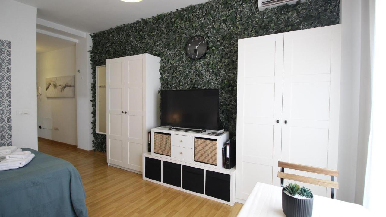 Del Parque Flats Atico Capuchinos Apartman Málaga Kültér fotó